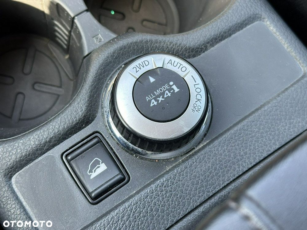 Nissan X-Trail 2.0 dCi N-Connecta 4WD Xtronic - 18