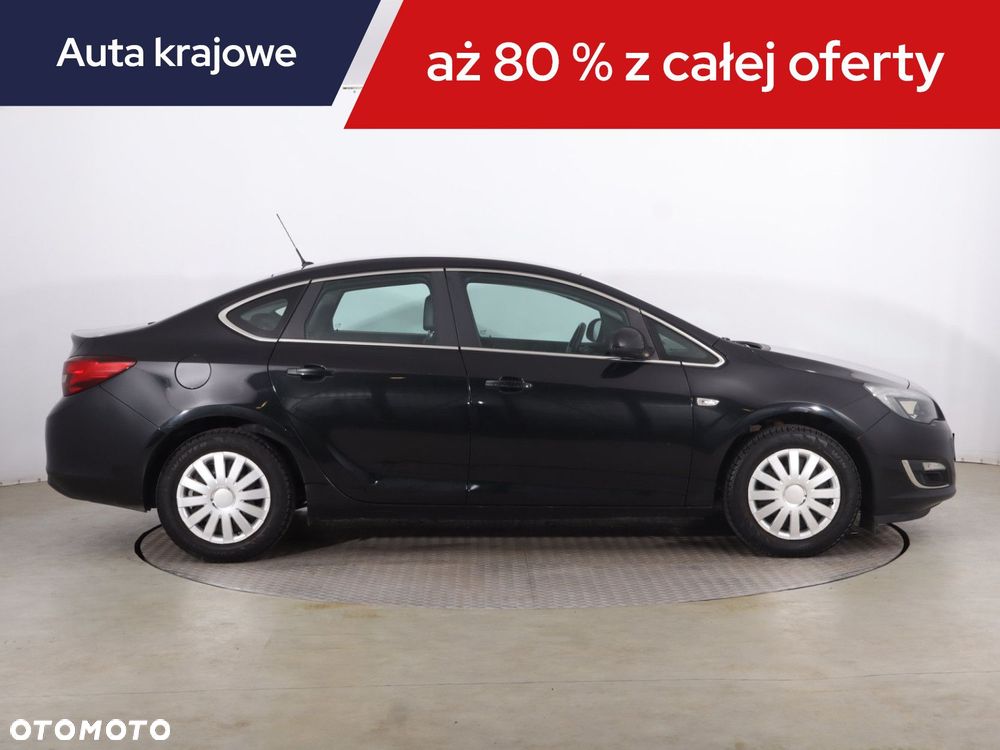 Opel Astra - 8