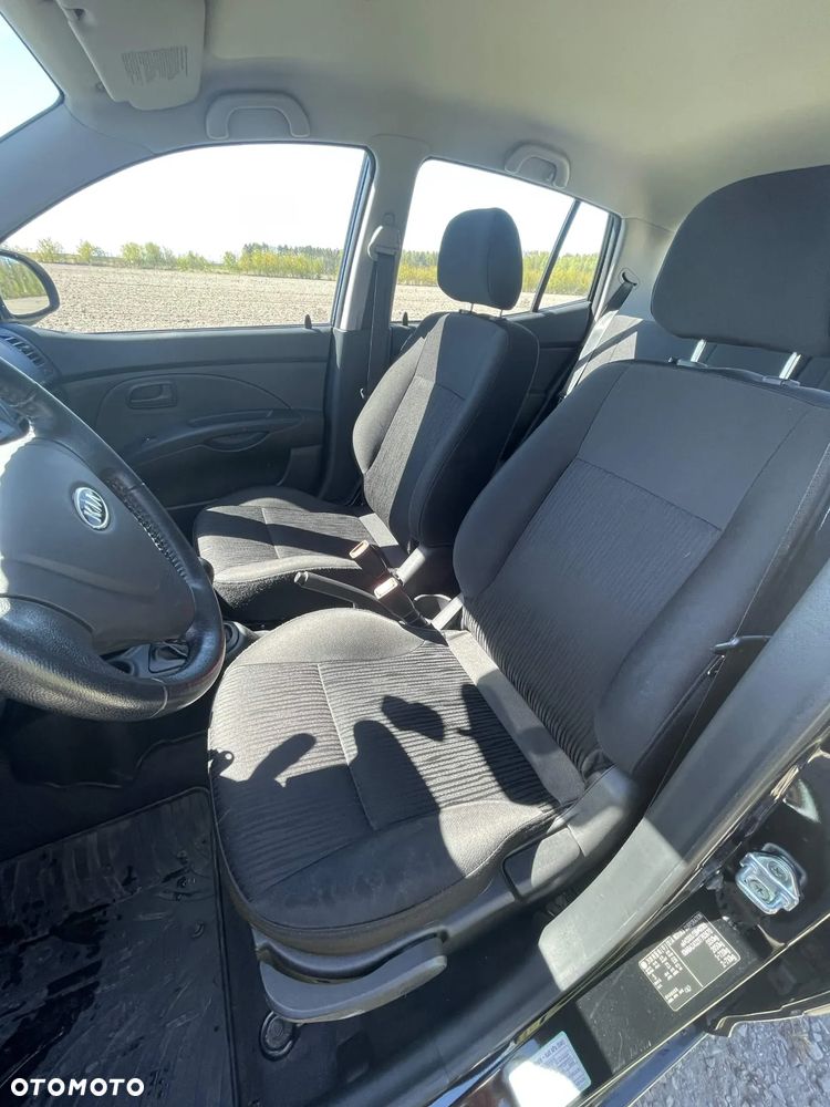 Kia Picanto 1.1 - 12