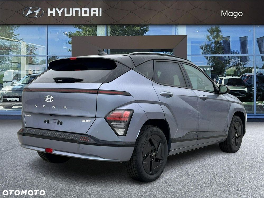 Hyundai Kona 64kWh Executive - 5