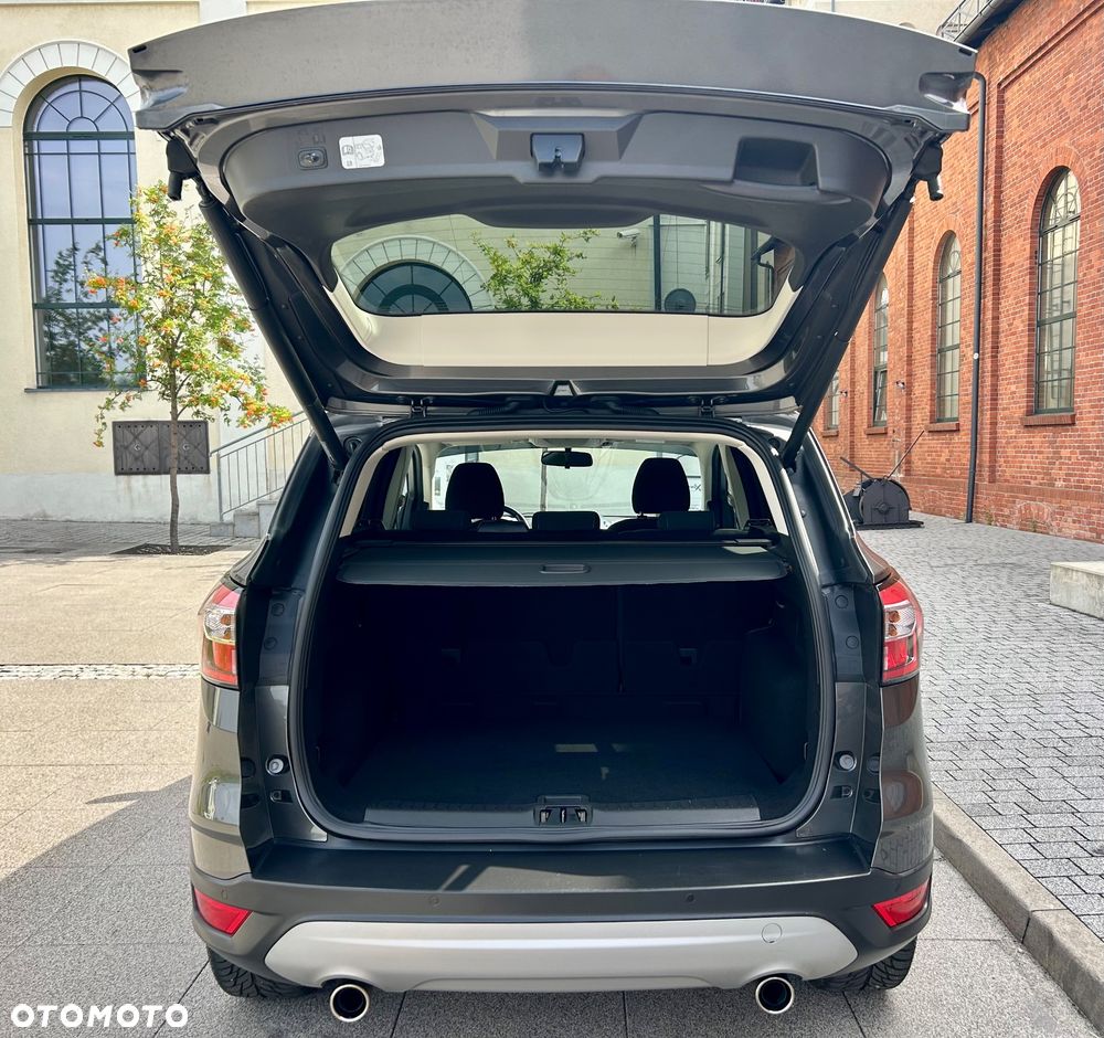 Ford Kuga - 22