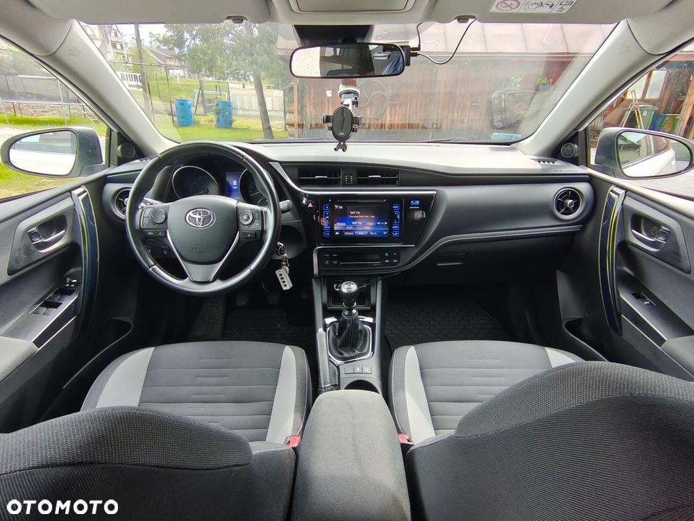 Toyota Auris 1.2 Turbo Comfort - 12