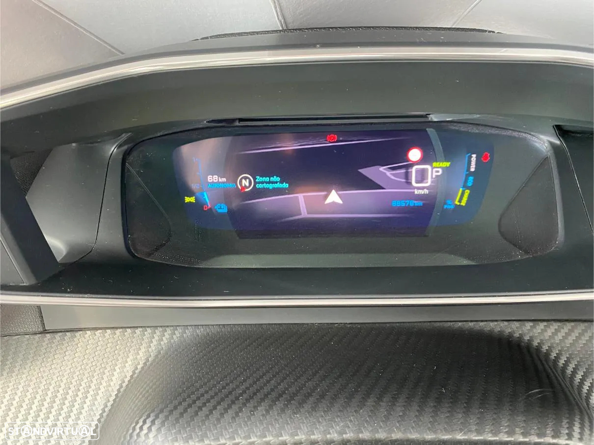 Peugeot e-2008 50 kWh GT Pack - 53
