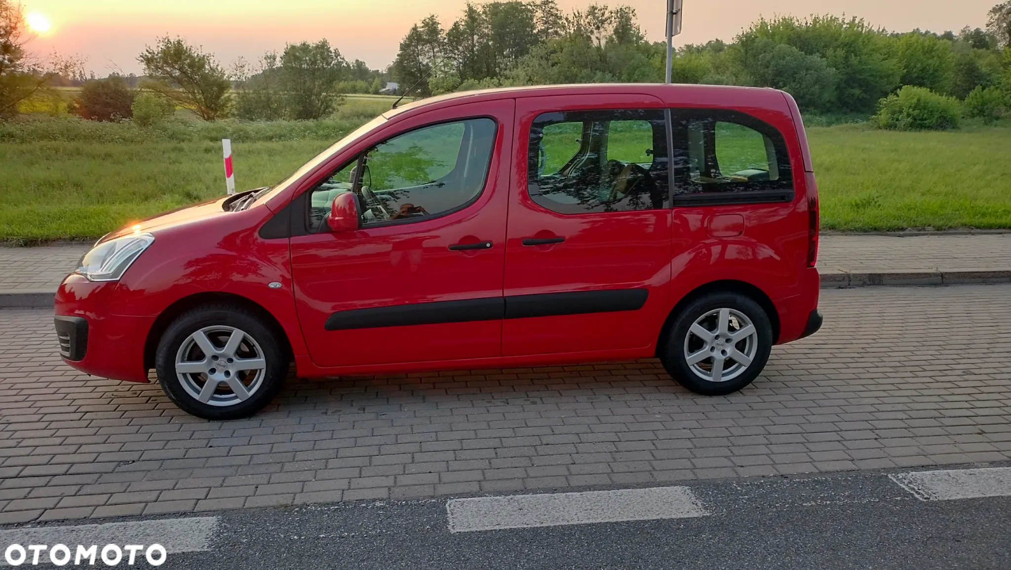 Peugeot Partner - 11
