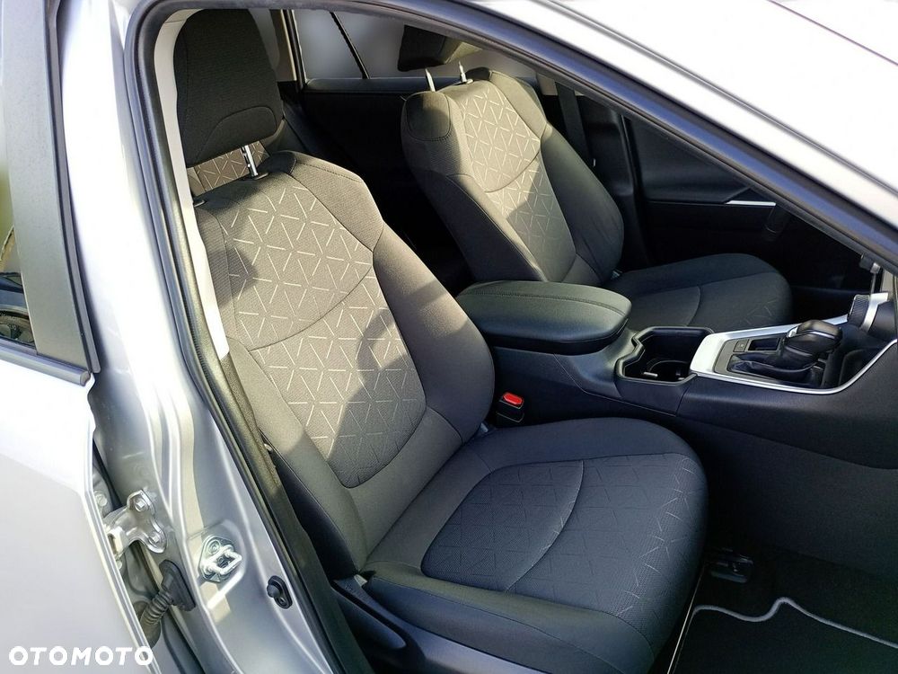 Toyota RAV4 - 27