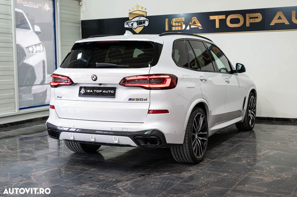 BMW X5 M M50d - 39