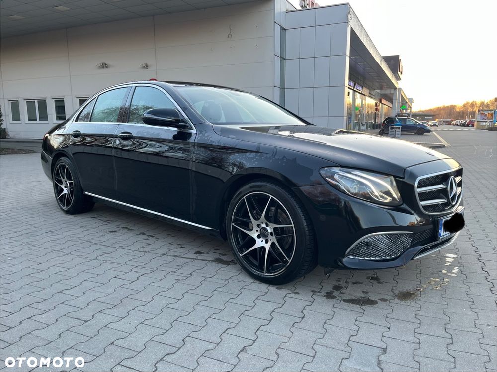 Mercedes-Benz Klasa E ver-200-d-9g--tronic - 2