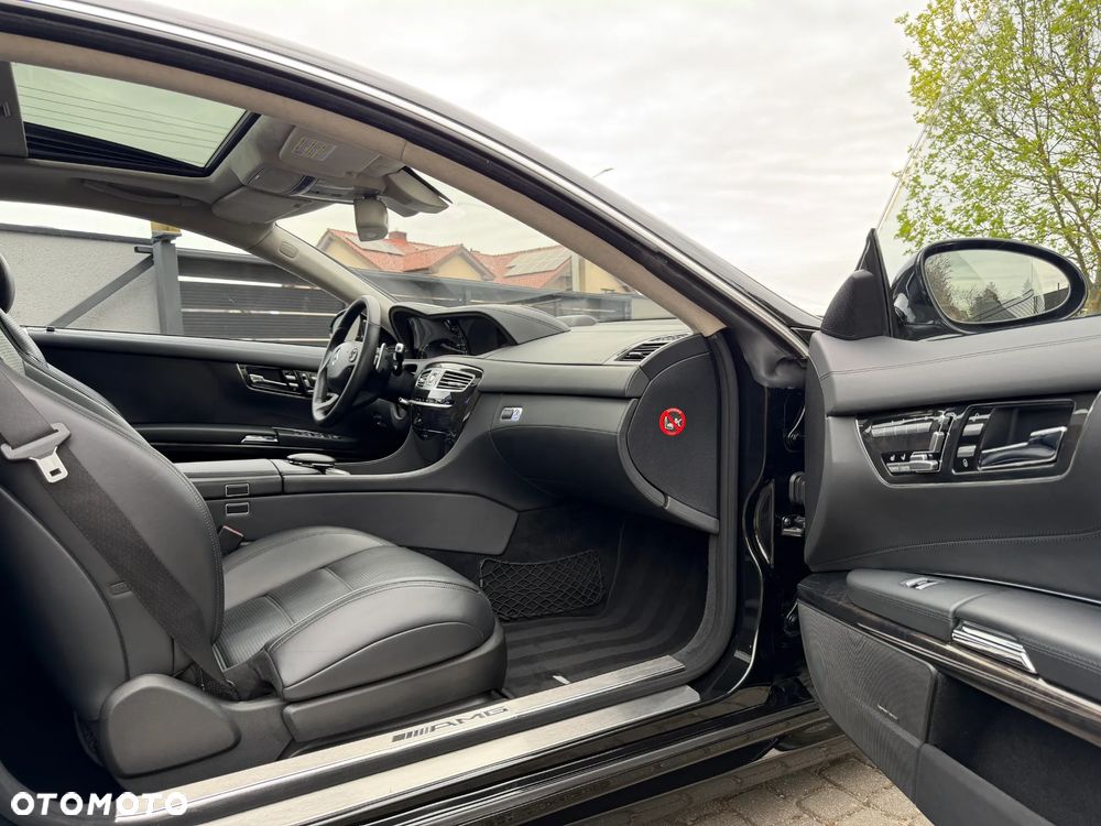 Mercedes-Benz CL 63 AMG 7G-TRONIC - 17