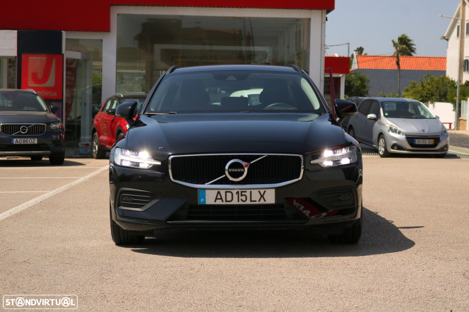 Volvo V60 2.0 D3 Momentum Core - 14