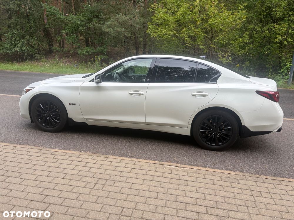 Infiniti Q50 - 8