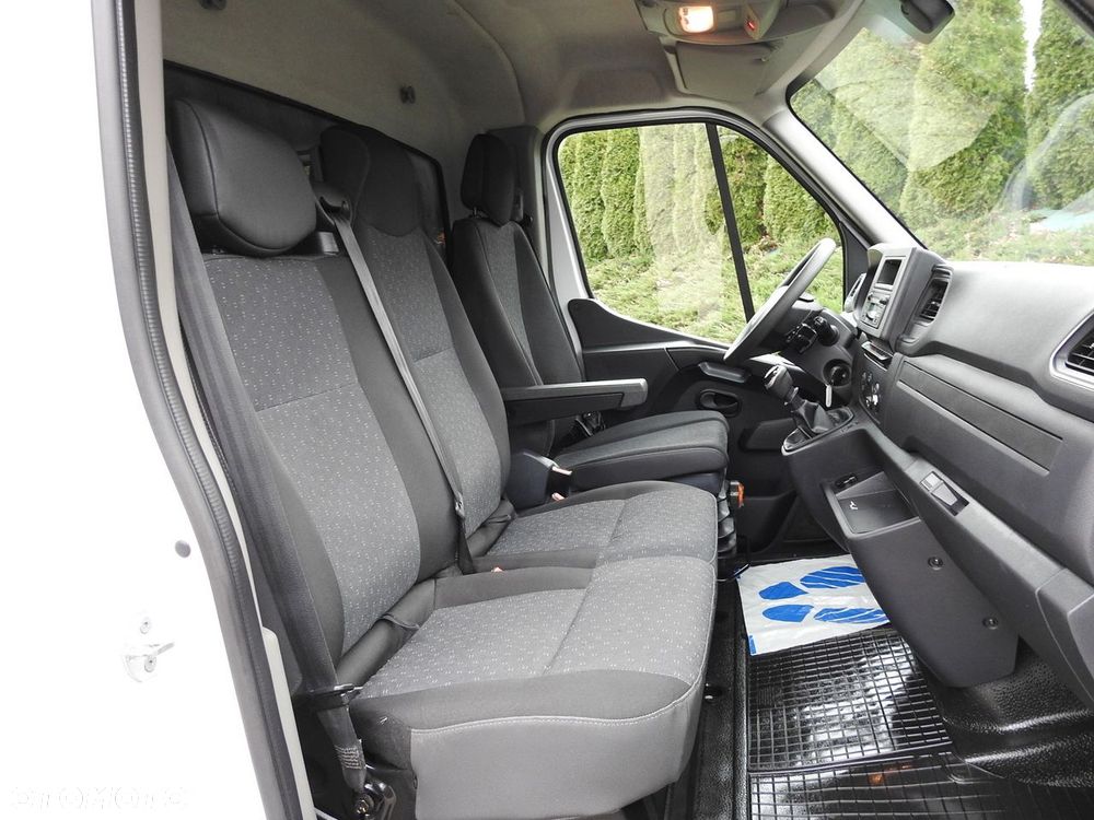 Opel MOVANO PLANDEKA WINDA 10 PALET TEMPOMAT KLIMATYZACJA LEDY PNEUMATYKA BLIŹNIACZE KOŁA  165KM - 40