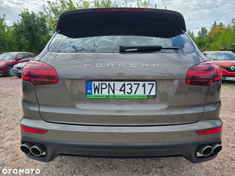 Porsche Cayenne S e-Hybrid - 7