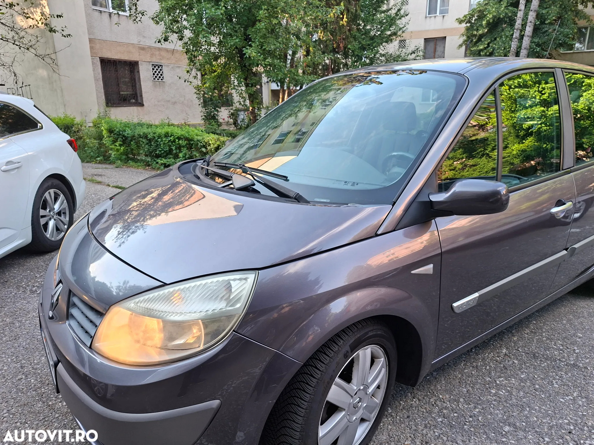 Renault Scenic 1.6 16V Authentique - 7