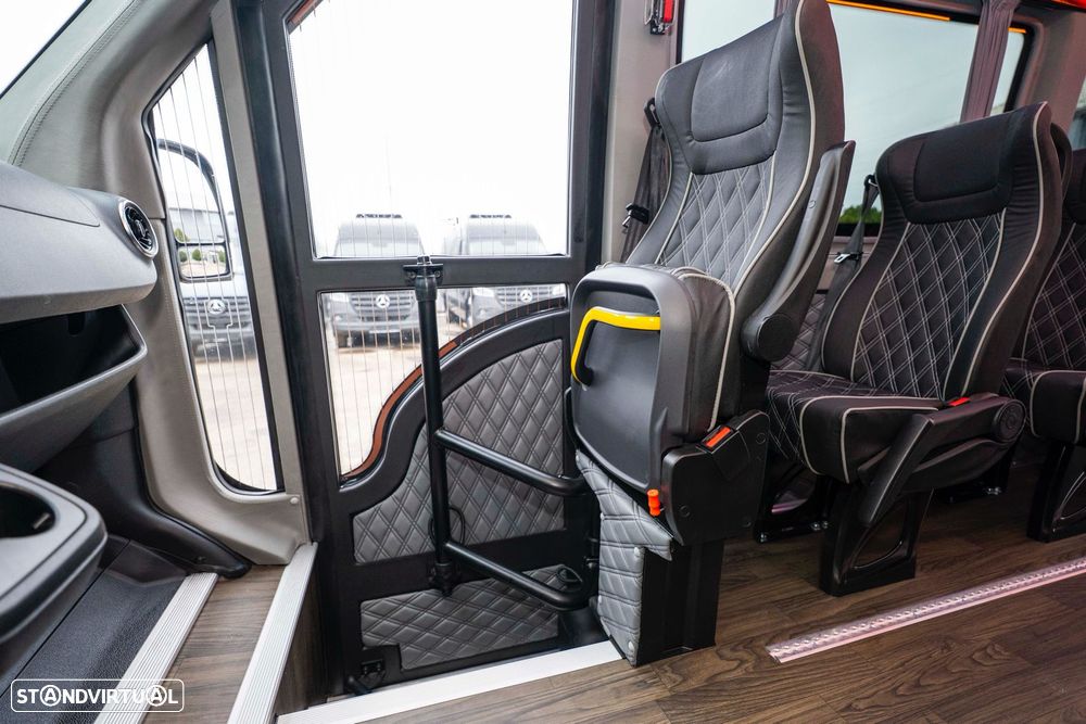 Mercedes Benz Sprinter - 10