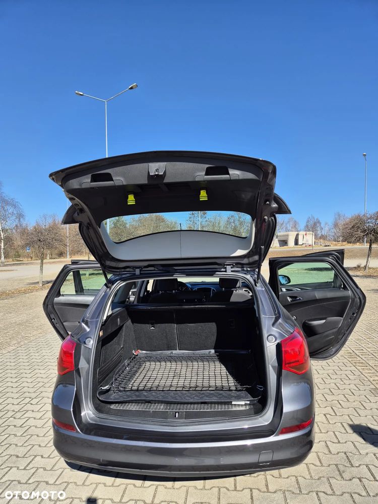 Opel Astra 1.4 Enjoy - 8