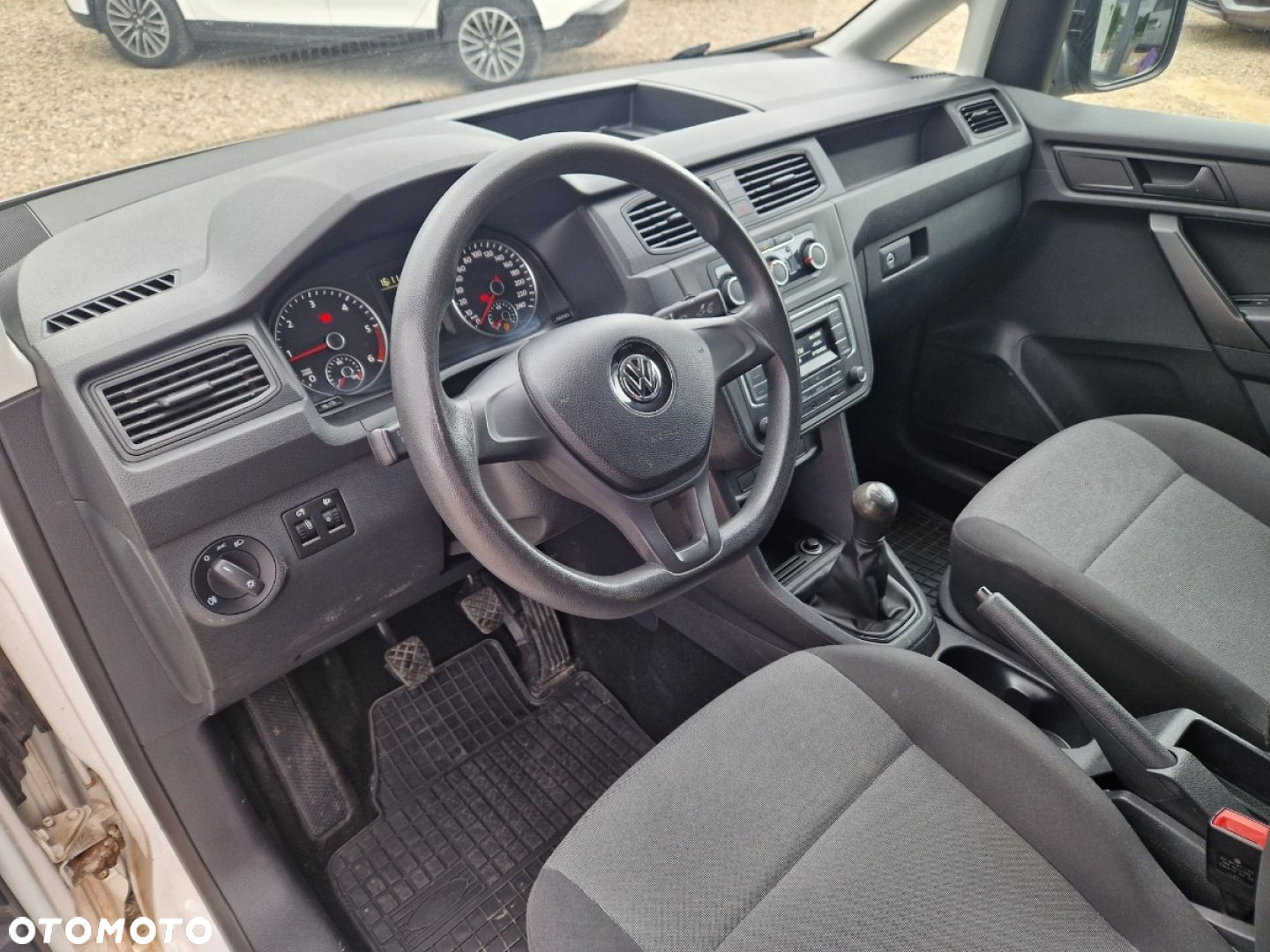 Volkswagen Caddy - 6
