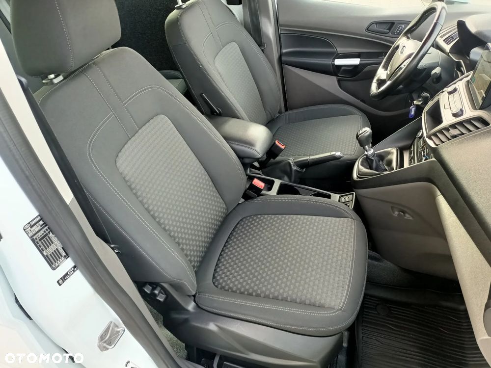 Ford CONNECT LONG 5-cio osobowy - 32