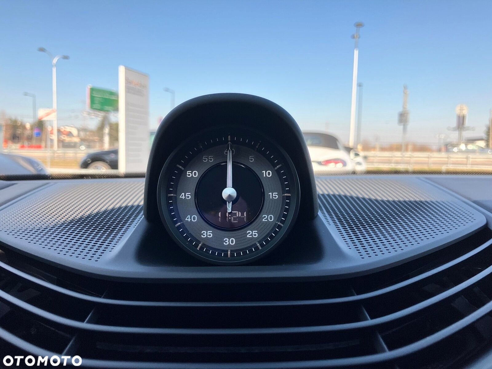 Porsche Taycan - 40