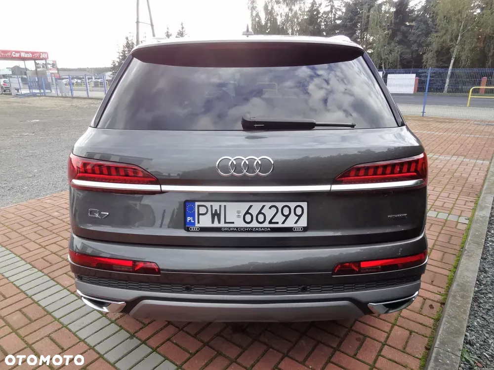 Audi Q7 - 6