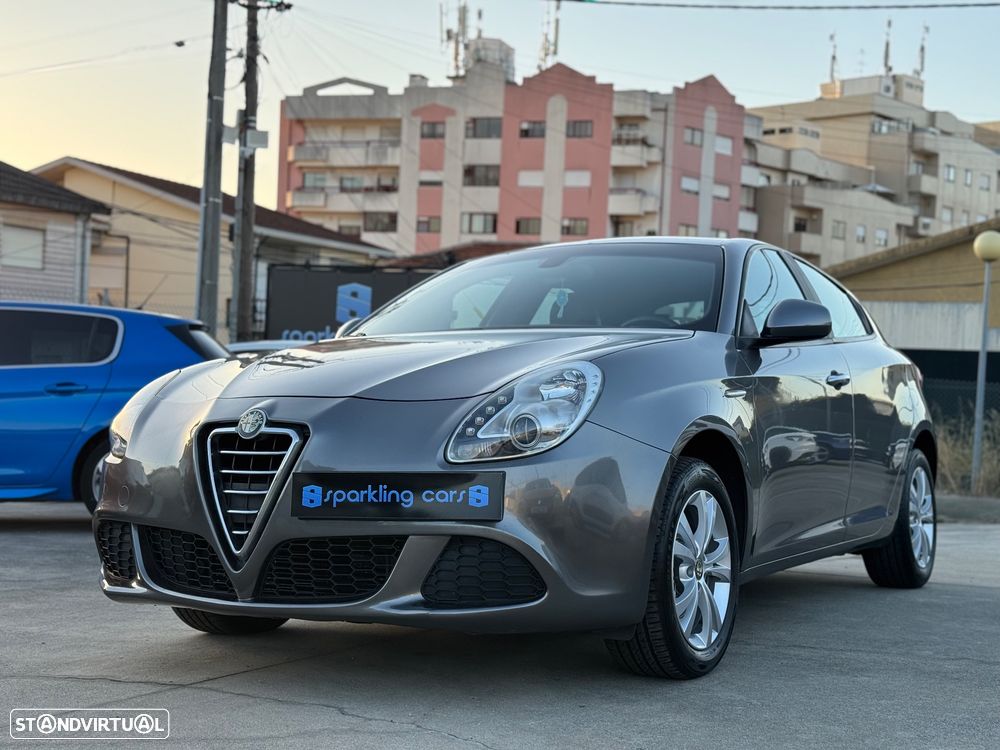 Alfa Romeo Giulietta - 2