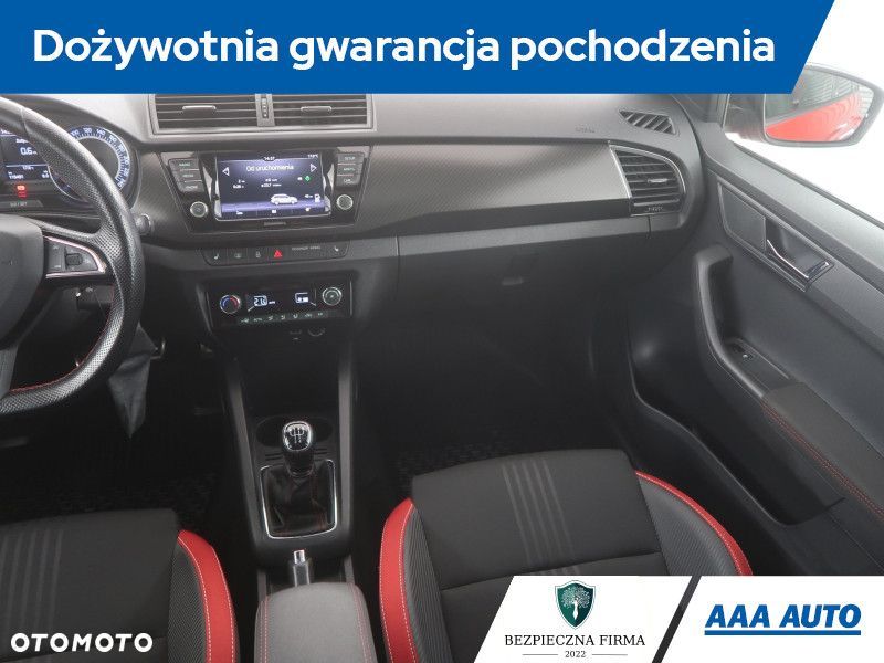 Skoda Fabia - 10