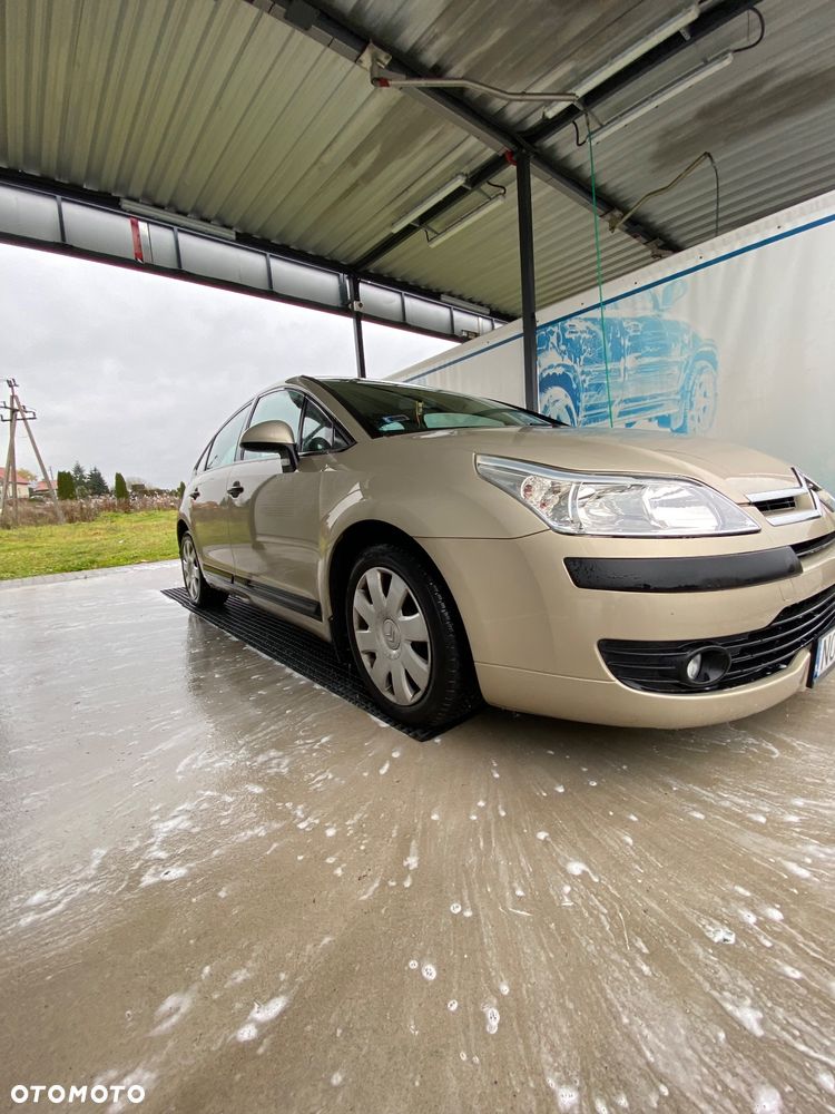 Citroën C4 - 4