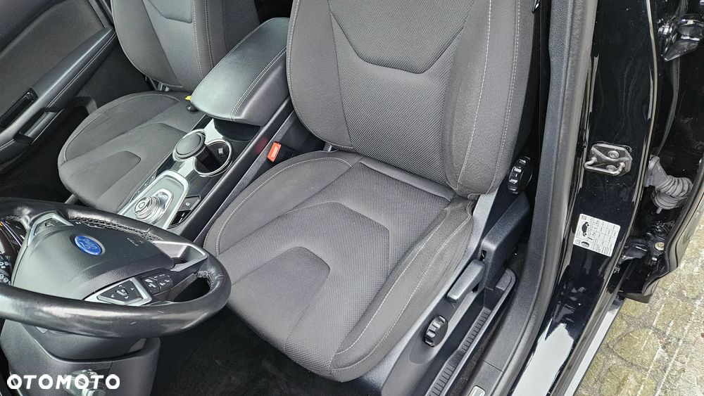 Ford S-Max 2.0 EcoBlue Titanium - 18