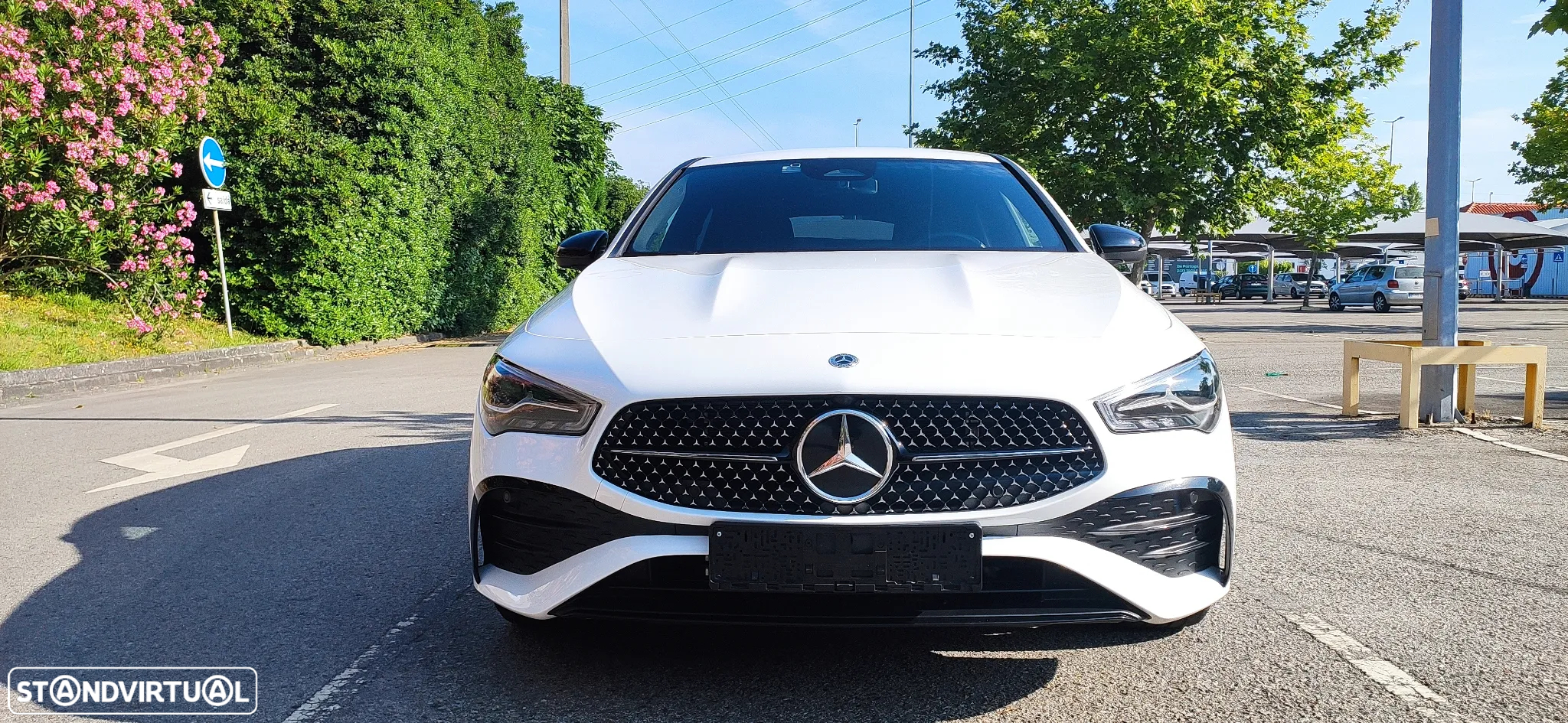 Mercedes-Benz CLA 250 e Shooting Brake AMG Line - 3