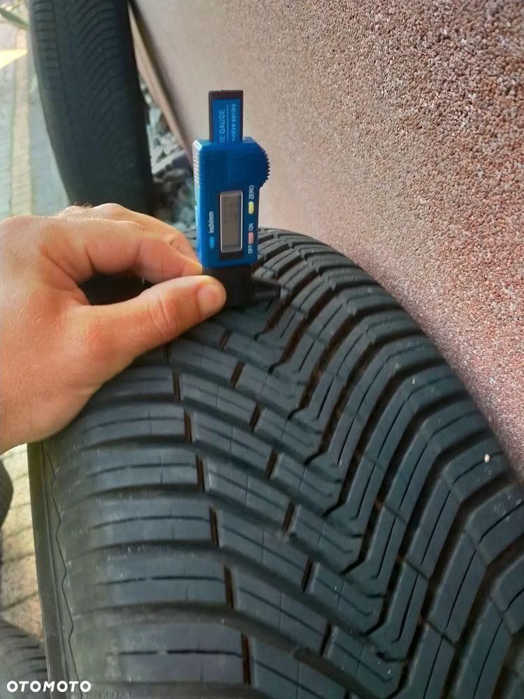 Audi Q5 8R Koła Felgi Z Oponami Wielosezon 235/65r17 Continental 2022r - 11