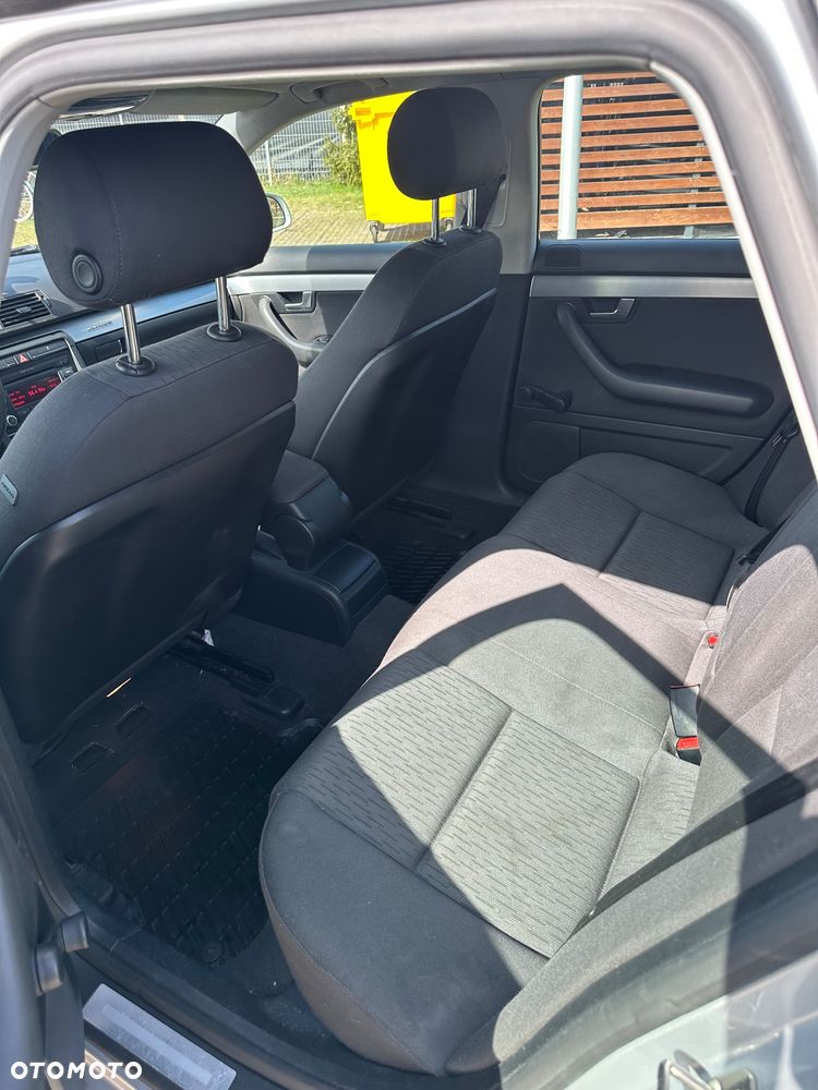 Audi A4 Avant 2.0 TDI DPF quattro - 10