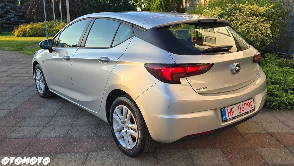 Opel Astra - 4