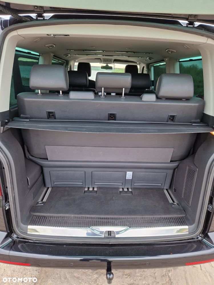 Volkswagen Multivan - 25
