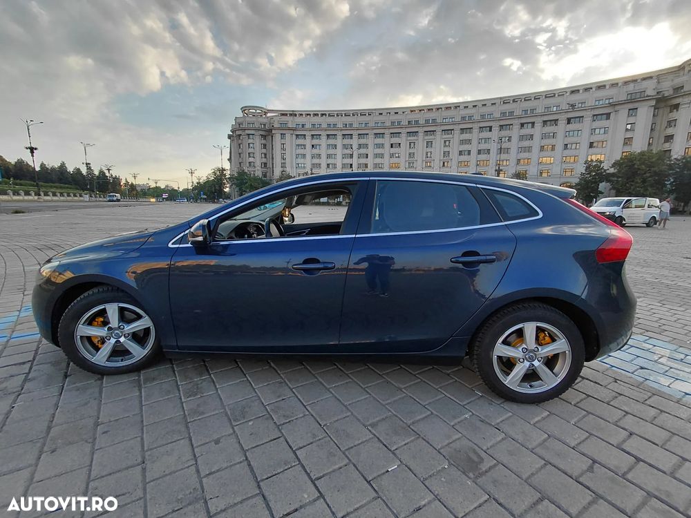 Volvo V40 D2 - 6