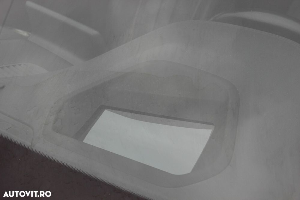 BMW Seria 5 530d xDrive Touring Aut. Luxury Line - 25