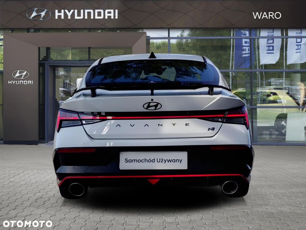 Hyundai Elantra - 5