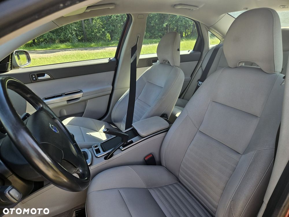Volvo S40 2.0D - 9