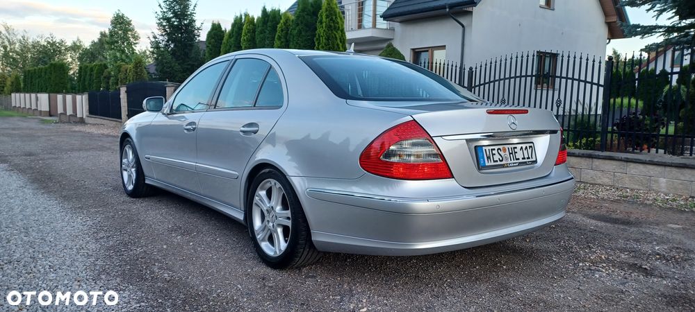 Mercedes-Benz Klasa E - 12