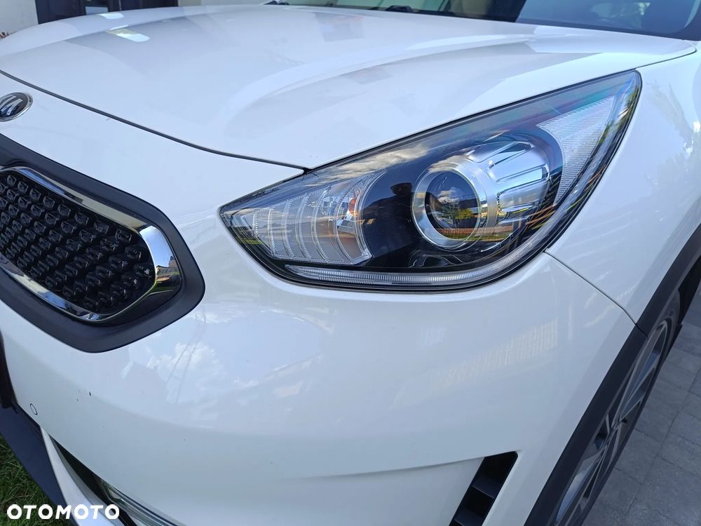 Kia Niro 1.6 GDI Hybrid L Business Line - 3