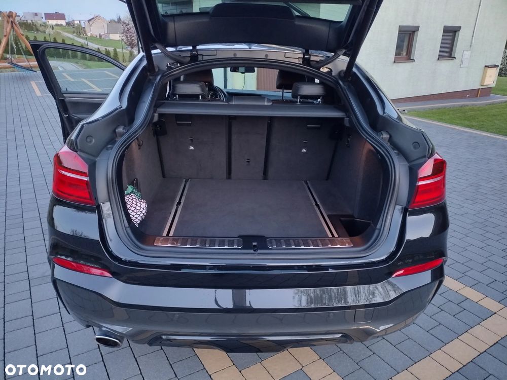 BMW X4 xDrive20d - 13
