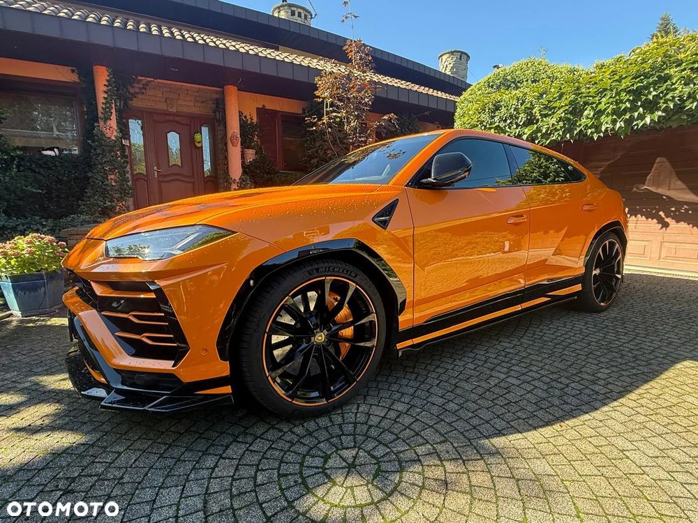 Lamborghini Urus - 4