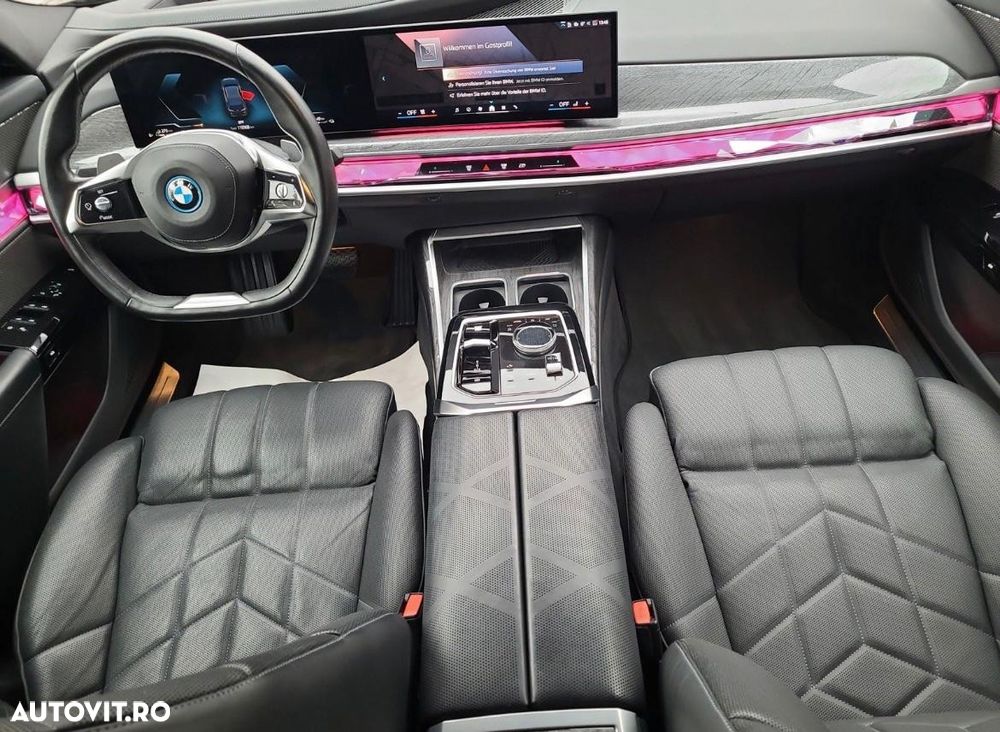 BMW Seria 7 750e xDrive - 11