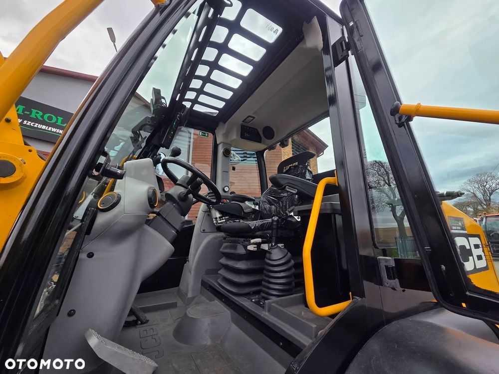 JCB TM 320 S  542. 70 MANITOU - 20