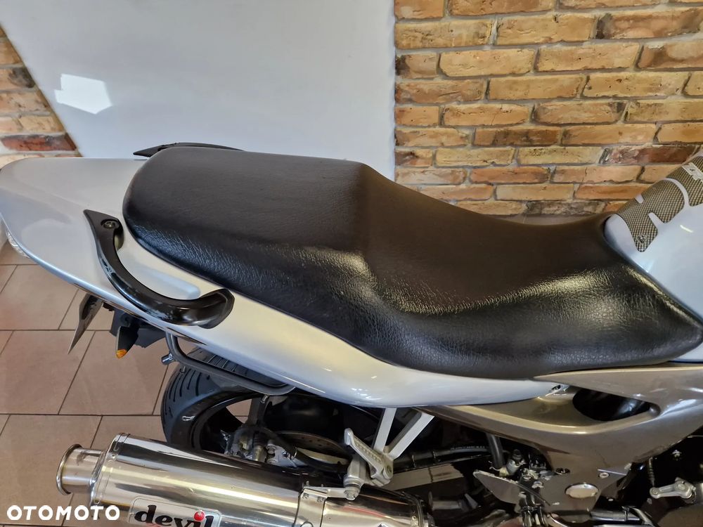 Kawasaki ZR - 26