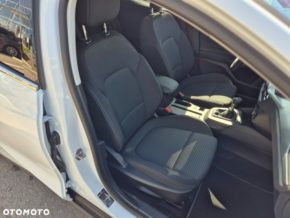Ford Focus - 13