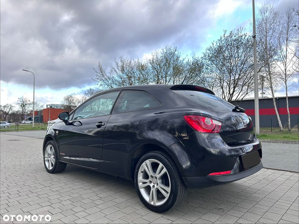 Seat Ibiza SC 1.4 16V Style - 4
