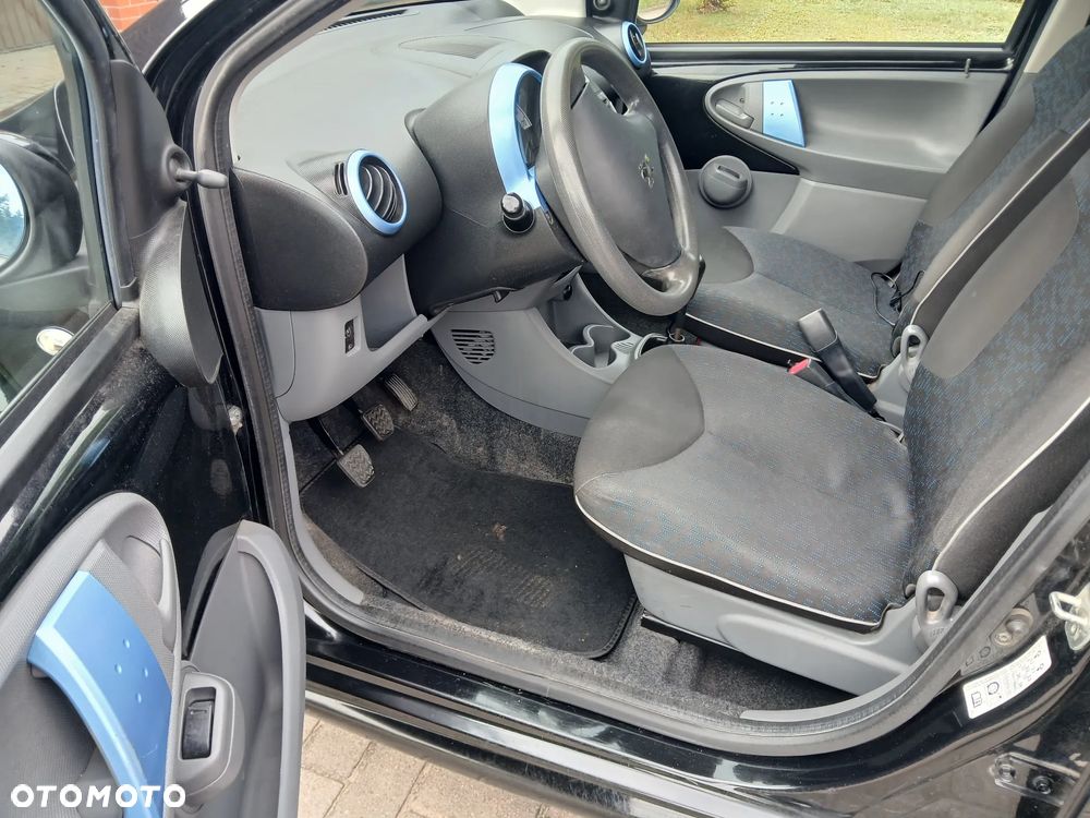 Peugeot 107 1.0 Urban Move - 7