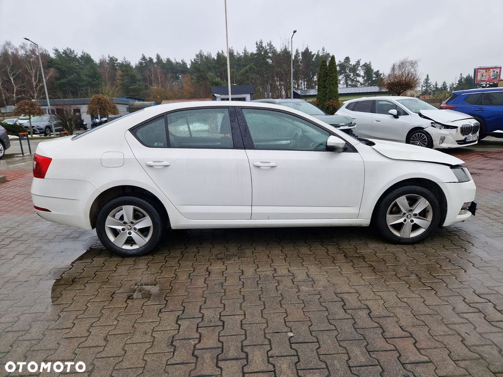 Skoda Octavia 1.6 TDI SCR Ambition - 16