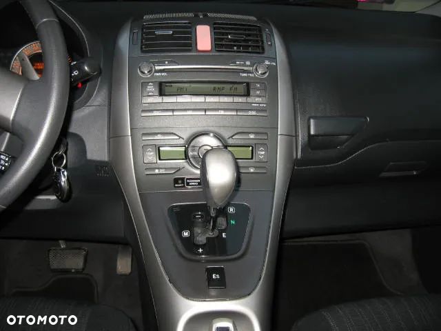 Toyota Auris 1.6 Sol MM - 20