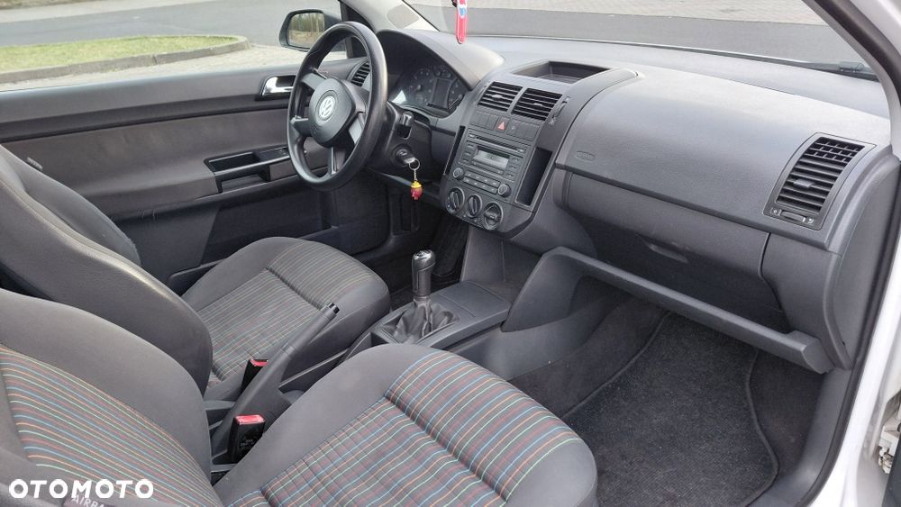 Volkswagen Polo - 6