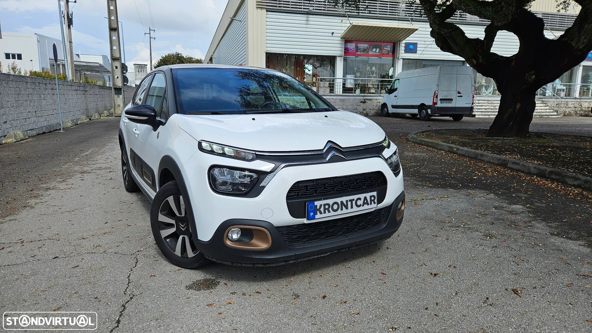 Citroën C3 1.2 PureTech C-Series - 1
